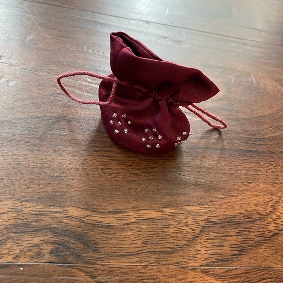 American Girl Other - American Girl Doll Garnet Holiday Purse Retired

Very good condition